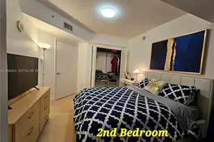 41 SE 5th St, Miami, FL 33131 - Photo 45