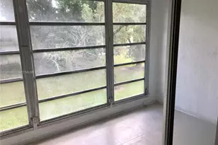 5530 N Lakewood Cir N, Margate, FL 33063 - Photo 11