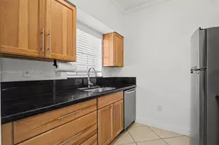 1731 NW 96th Terrace, Pembroke Pines, FL 33024 - Photo 9