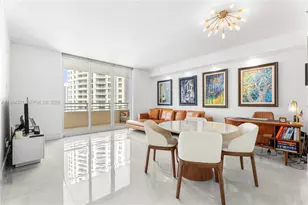 808 Brickell Key Dr, Miami, FL 33131 - Photo 7