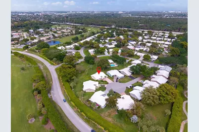 5669 Pinecrest Cir, Boca Raton, FL 33433 - Photo 33