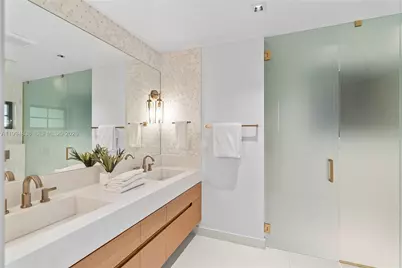 525 NE 101 St, Miami Shores, FL 33138 - Photo 35