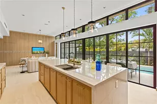 525 NE 101st St, Miami Shores, FL 33138 - Photo 7