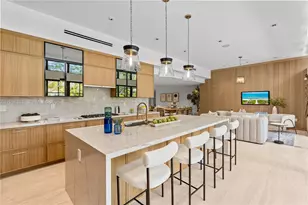 525 NE 101st St, Miami Shores, FL 33138 - Photo 19