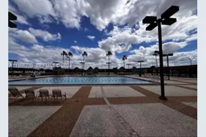 900 SW 142nd Ave #114L, Pembroke Pines, FL 33027 - Photo 19