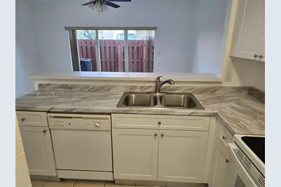 1575 NE 33rd Ave #104-9, Homestead, FL 33033 - Photo 21