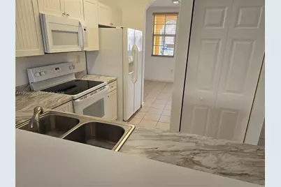 1575 NE 33rd Ave #104-9, Homestead, FL 33033 - Photo 11