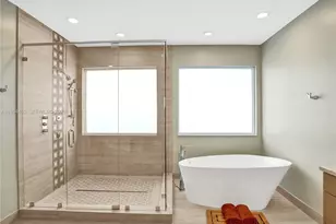 2512 Princeton Ct, Weston, FL 33327 - Photo 17