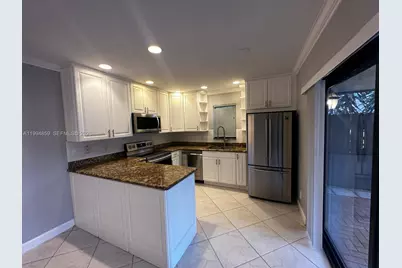 7671 W Courtyard Run W, Boca Raton, FL 33433 - Photo 3