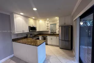 7671 W Courtyard Run W, Boca Raton, FL 33433 - Photo 3