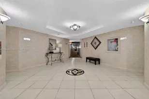 1400 St Charles Pl, Pembroke Pines, FL 33026 - Photo 29