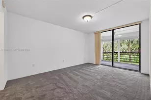 1400 St Charles Pl, Pembroke Pines, FL 33026 - Photo 7