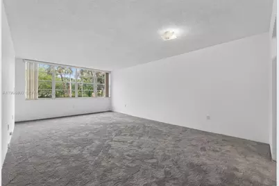 1400 Saint Charles Pl #222, Pembroke Pines, FL 33026 - Photo 5