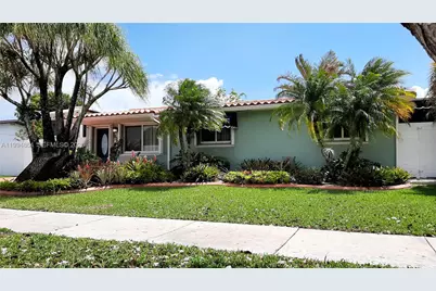 10760 SW 63rd St, Miami, FL 33173 - Photo 3