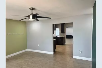 10760 SW 63rd St, Miami, FL 33173 - Photo 3