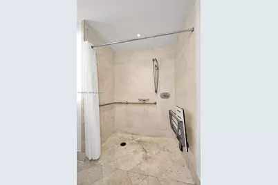 4401 Collins Ave #902, Miami Beach, FL 33140 - Photo 17