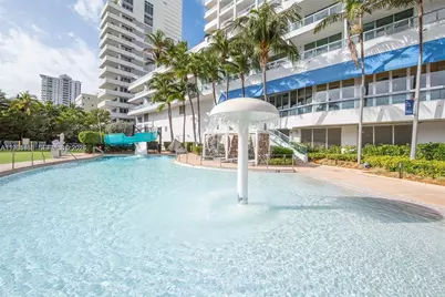 4401 Collins Ave #902, Miami Beach, FL 33140 - Photo 25