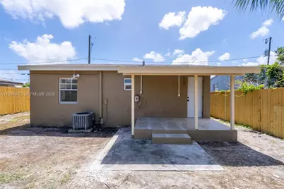 1660 W 26th St, Riviera Beach, FL 33404 - Photo 23