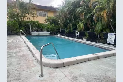 1830 Dixieanna St #606, Hollywood, FL 33020 - Photo 13