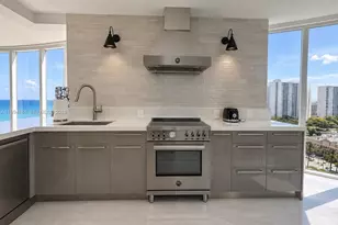 17555 Collins Ave, Sunny Isles Beach, FL 33160 - Photo 11