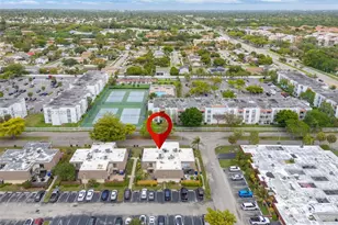 8106 SW 23rd St, North Lauderdale, FL 33068 - Photo 27