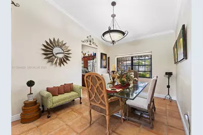 16828 NW 83rd Pl, Miami Lakes, FL 33016 - Photo 9