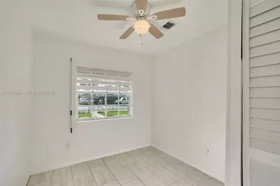 5401 SW 97th Ct, Miami, FL 33165 - Photo 11