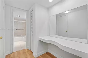 1000 Hillcrest Ct, Hollywood, FL 33021 - Photo 21