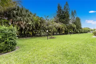 1000 Hillcrest Ct, Hollywood, FL 33021 - Photo 27