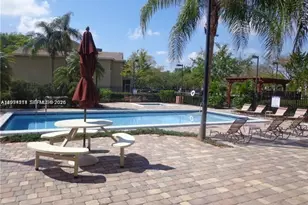 800 Cypress Park Way, Deerfield Beach, FL 33064 - Photo 9