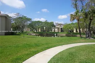 800 Cypress Park Way, Deerfield Beach, FL 33064 - Photo 11