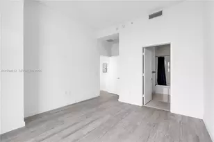 45 SW 9th St, Miami, FL 33130 - Photo 15