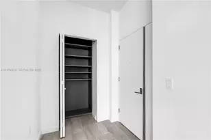 45 SW 9th St, Miami, FL 33130 - Photo 11