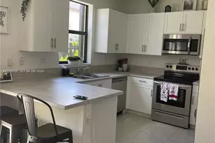 4706 Santa Cruz Way, Davie, FL 33314 - Photo 17