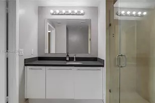 90 SW 3rd St, Miami, FL 33130 - Photo 37