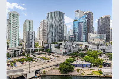 90 SW 3rd St #3003, Miami, FL 33130 - Photo 3