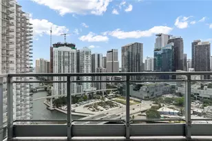 90 SW 3rd St, Miami, FL 33130 - Photo 21