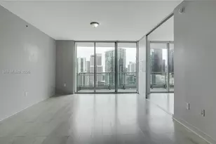 90 SW 3rd St, Miami, FL 33130 - Photo 5