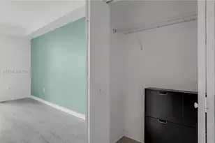 90 SW 3rd St, Miami, FL 33130 - Photo 35