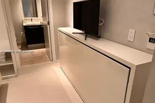 17121 Collins Ave, Sunny Isles Beach, FL 33160 - Photo 9