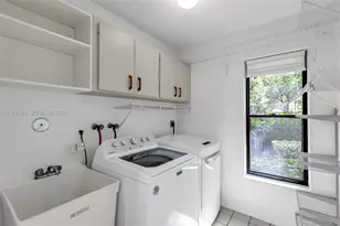 1601 Eastlake Way, Weston, FL 33326 - Photo 19