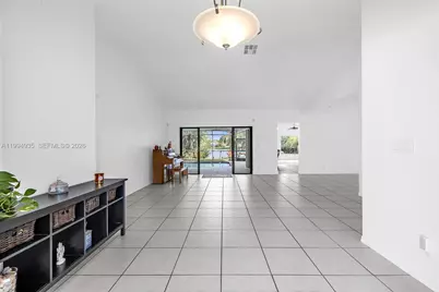 1601 Eastlake Way, Weston, FL 33326 - Photo 7