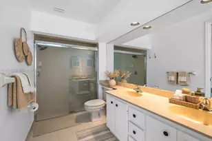 1601 Eastlake Way, Weston, FL 33326 - Photo 23