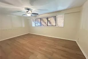 1660 NW 113th Way, Pembroke Pines, FL 33026 - Photo 17