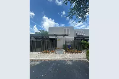 1660 NW 113th Way, Pembroke Pines, FL 33026 - Photo 1