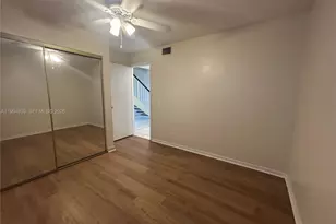 1660 NW 113th Way, Pembroke Pines, FL 33026 - Photo 9