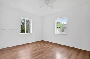 511 NE 131st St, North Miami, FL 33161 - Photo 21