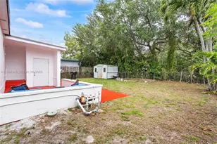 511 NE 131st St, North Miami, FL 33161 - Photo 29