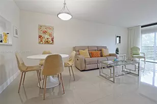 1100 Colony Point Cir, Pembroke Pines, FL 33026 - Photo 1