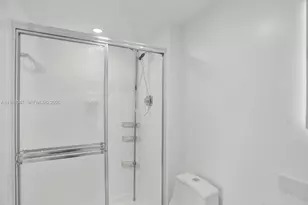 20355 NE 34th Ct, Aventura, FL 33180 - Photo 27